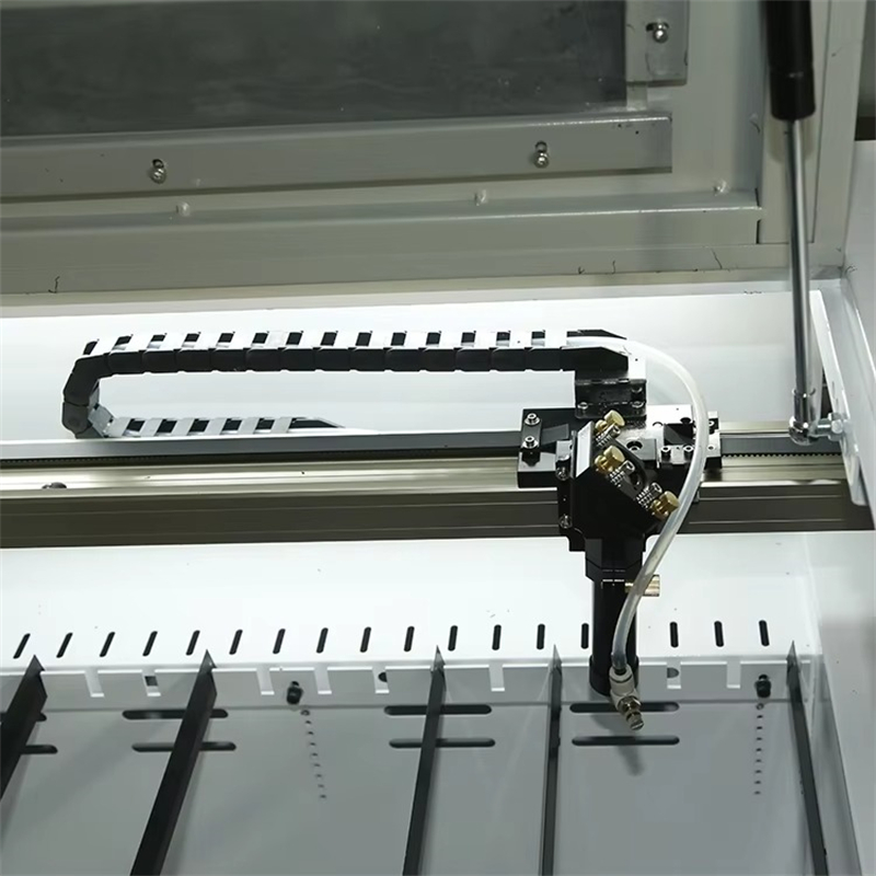 Industrial High Power CNC CO2  - Industrial Laser Fabric Cutting Machine บทวิจารณ์และราคา